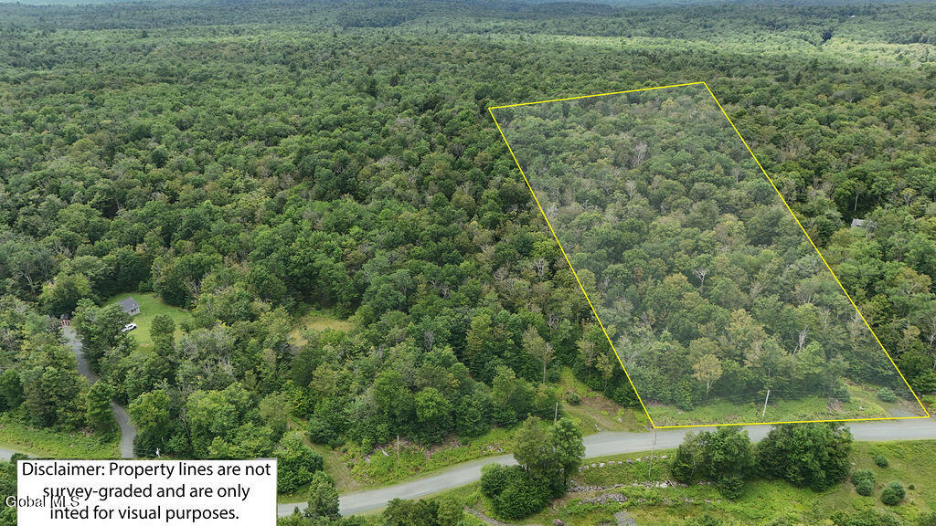 L44.141 Sylvan Way Cropseyville NY 12052