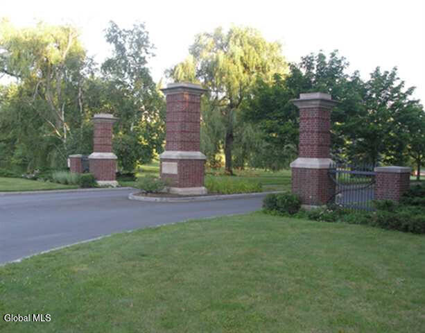 11 Forest Hills Boulevard Rensselaer NY 12144