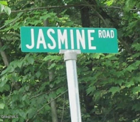 14 Jasmine Road Stephentown NY 12168