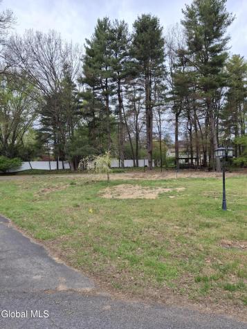 21 Payne Court Clifton Park NY 12065