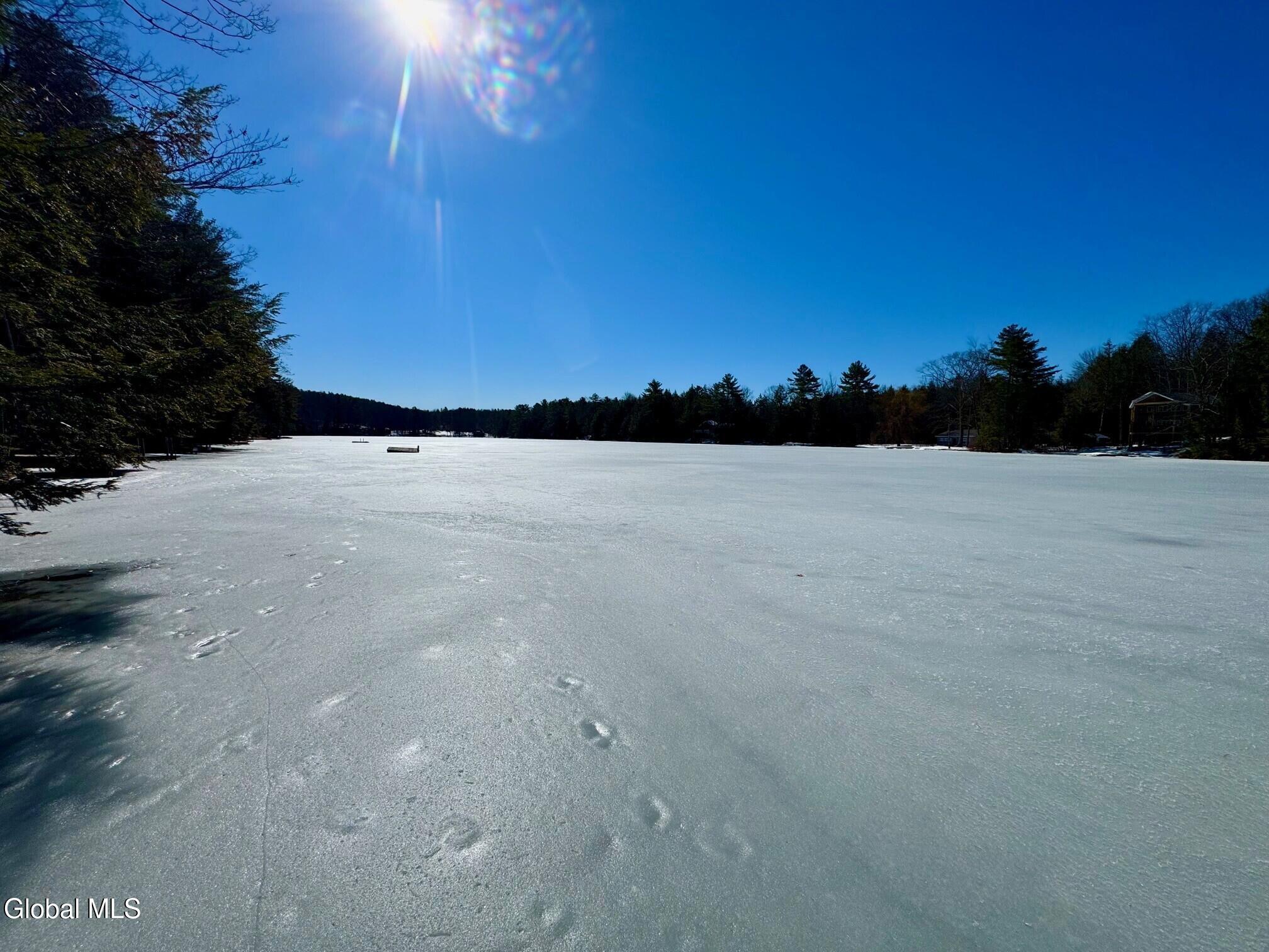 L14.8 Hills Pond Road Hampton NY 12837
