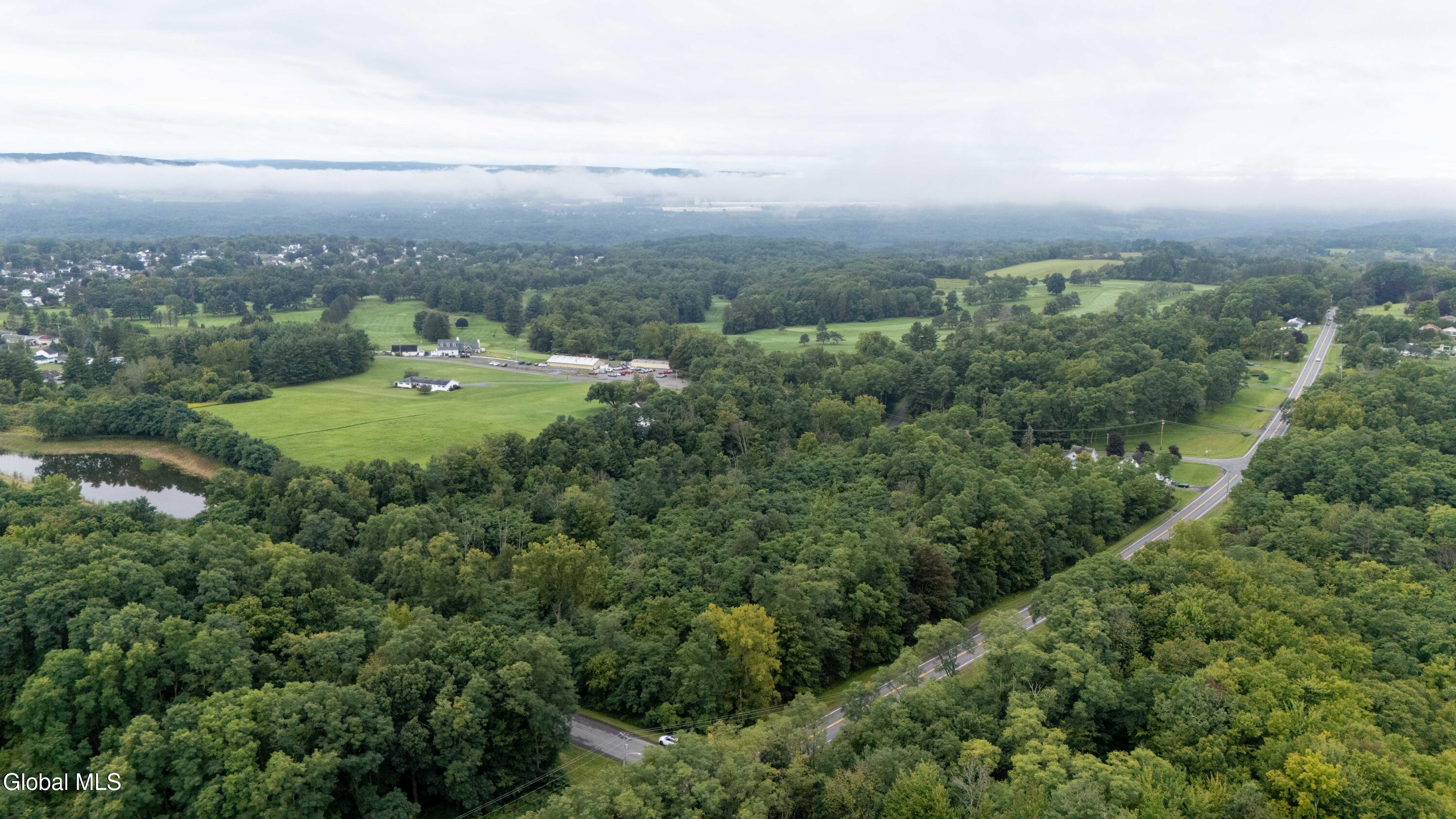 L27.111 Golf Course Road Amsterdam NY 12010