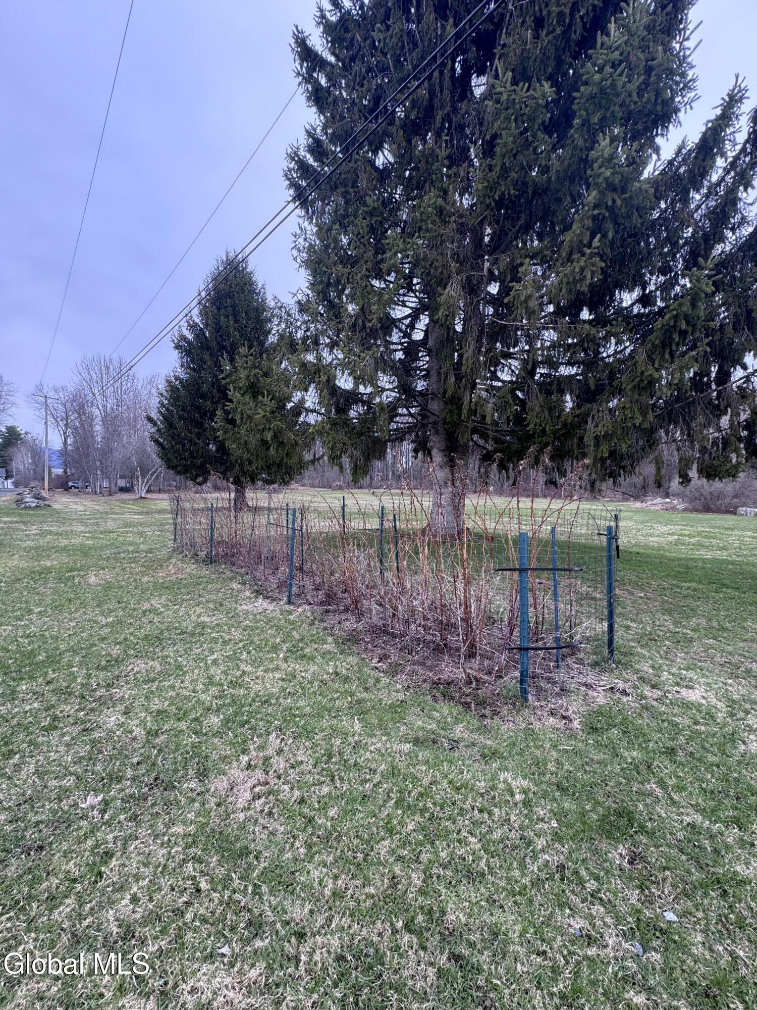 597 Lakeview Road Broadalbin NY 12025