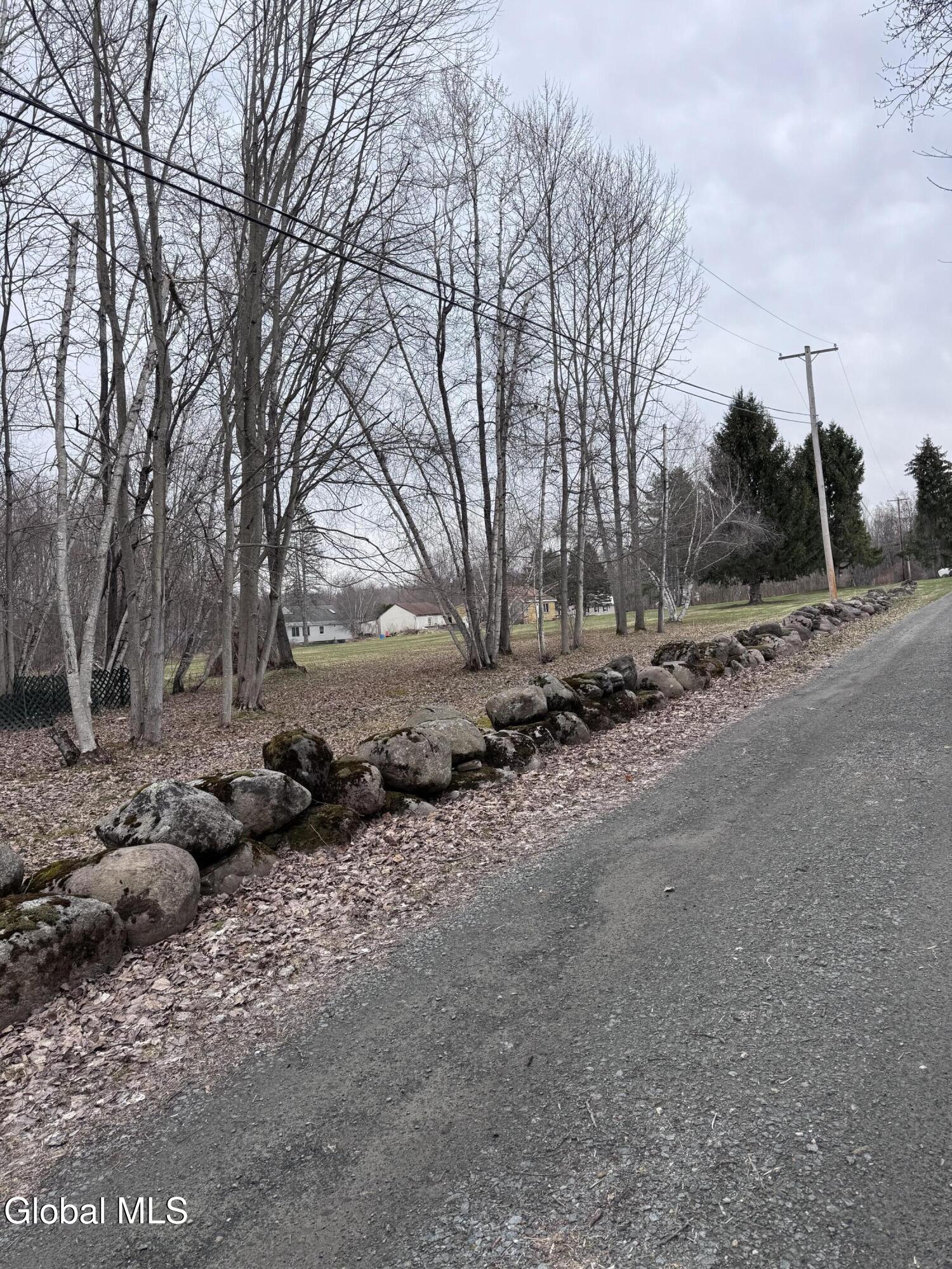 597 Lakeview Road Broadalbin NY 12025