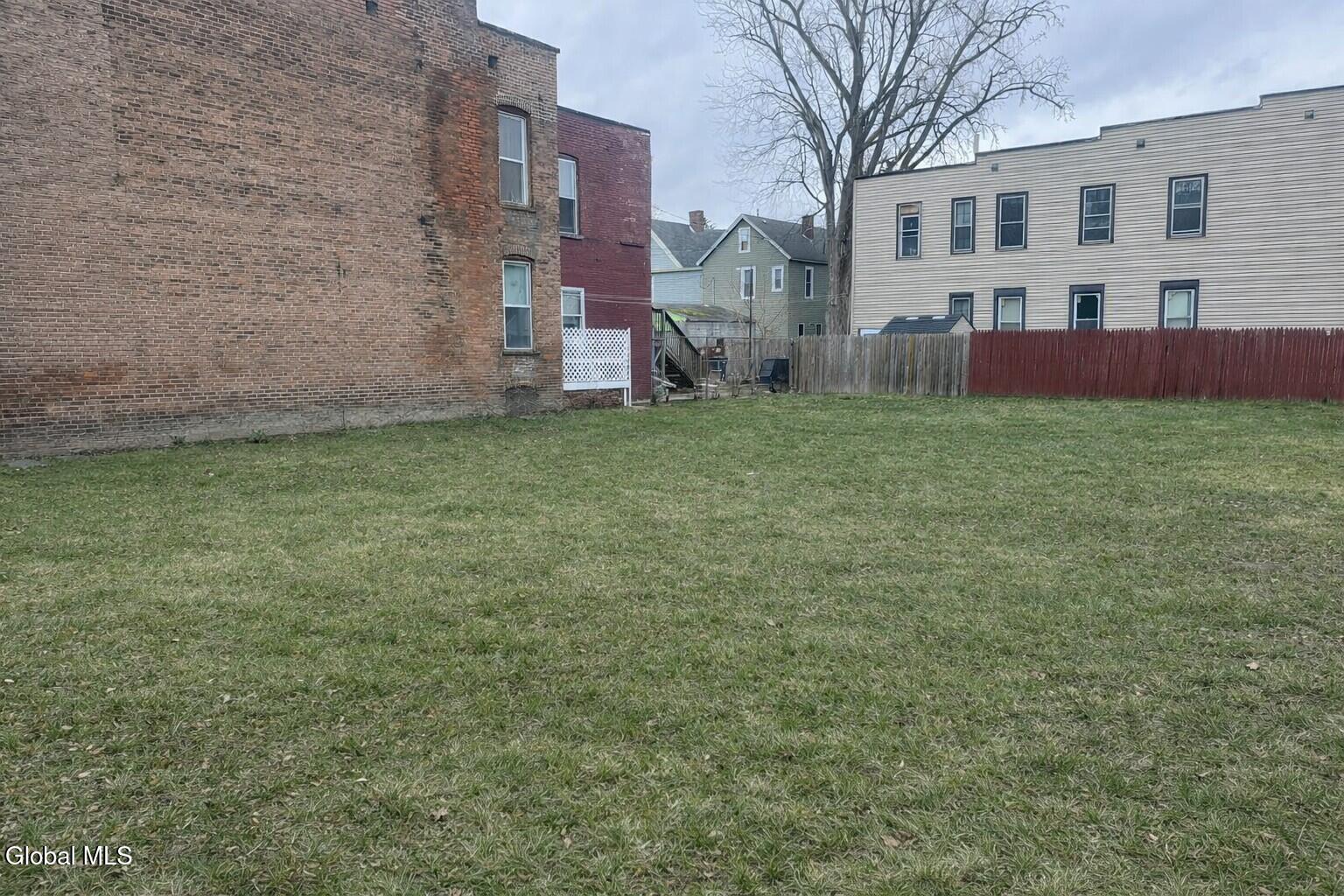 762 2nd Avenue Troy NY 12182