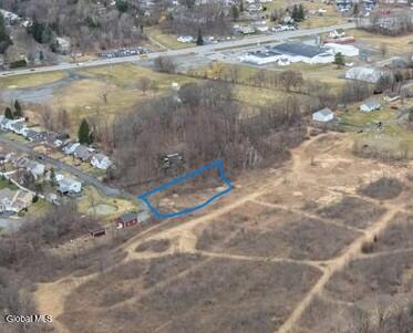 7 Landor Lane Colonie NY 12047