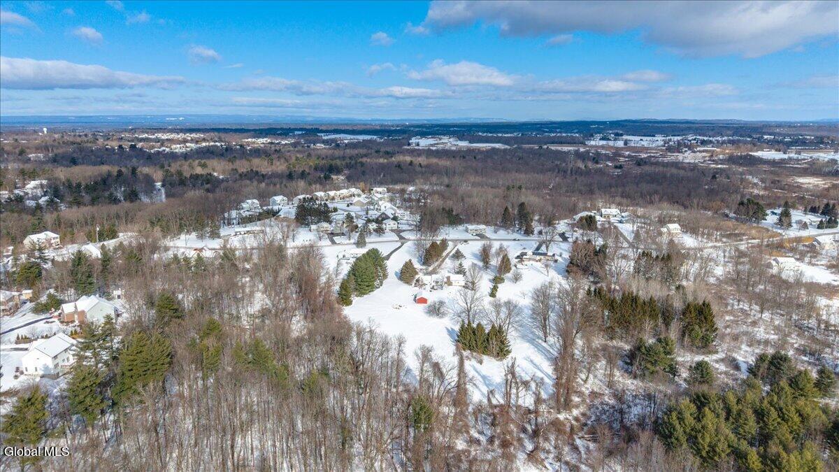 L39.113 Vosburgh Road Mechanicville NY 12118