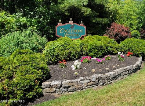 4 Towline Lane Clifton Park NY 12065