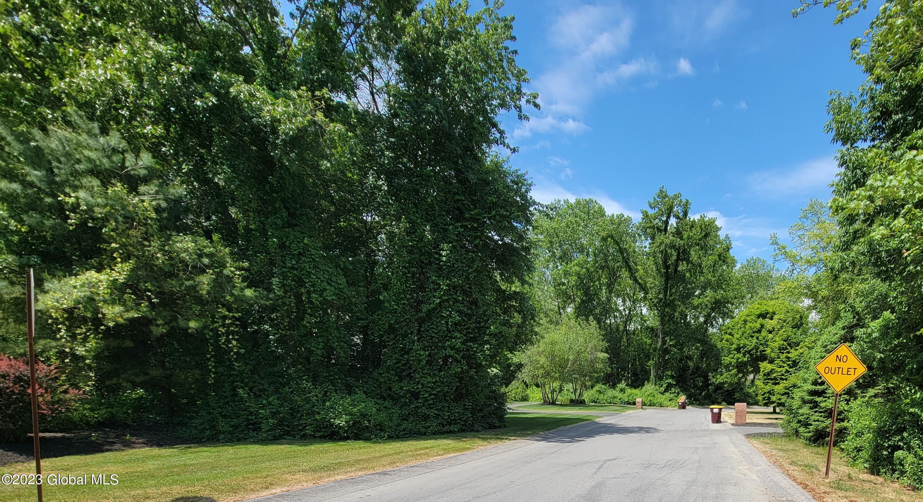 4 Towline Lane Clifton Park NY 12065
