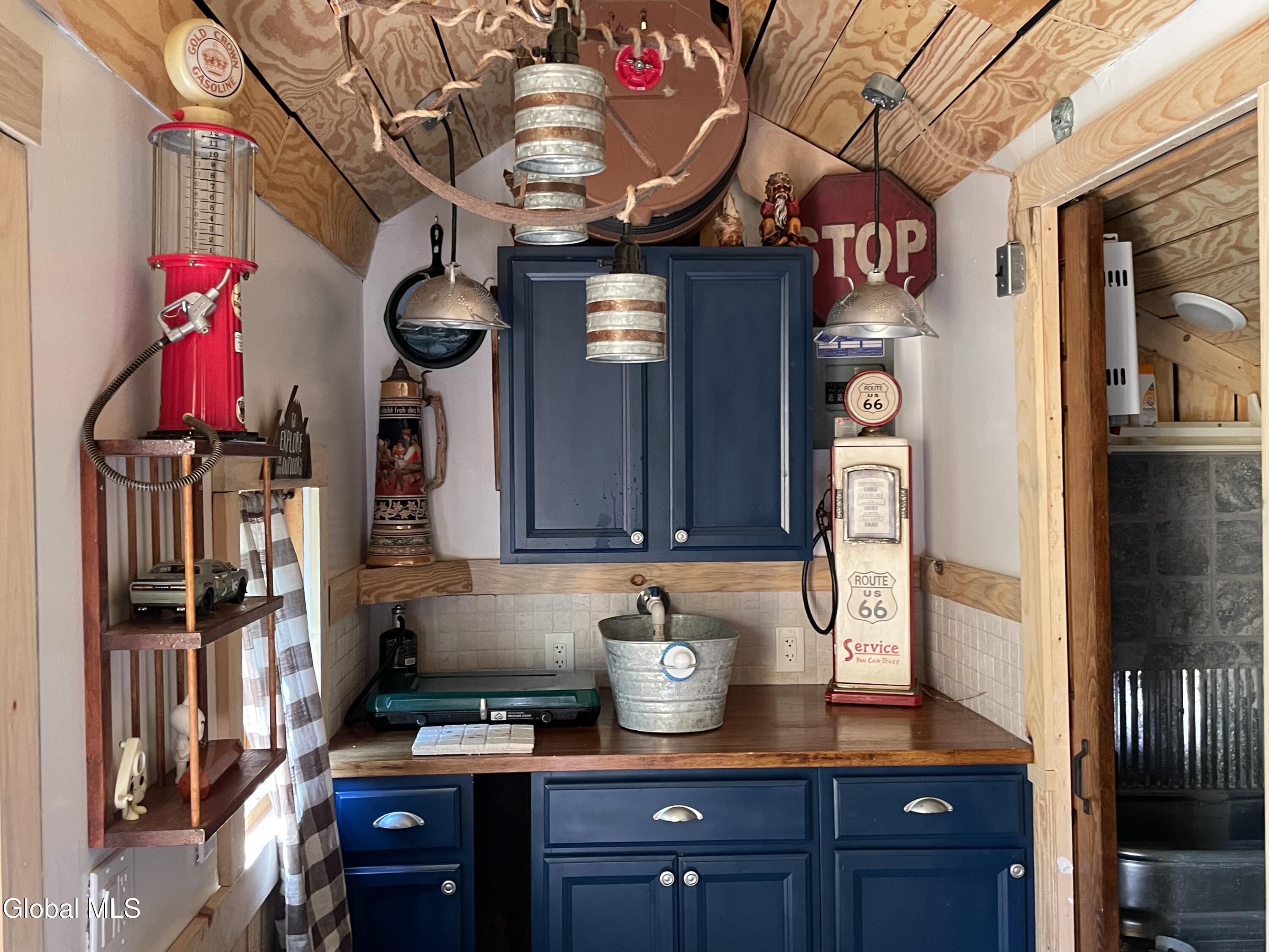 386 Beaver Pond Road Adirondack NY 12808