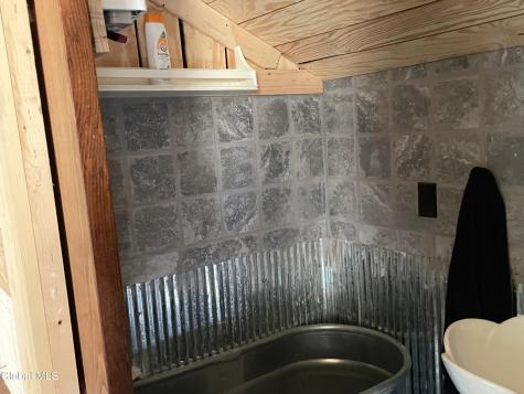 386 Beaver Pond Road Adirondack NY 12808