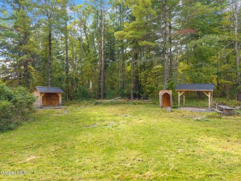 332 Hammondtown Road Amsterdam NY 12010
