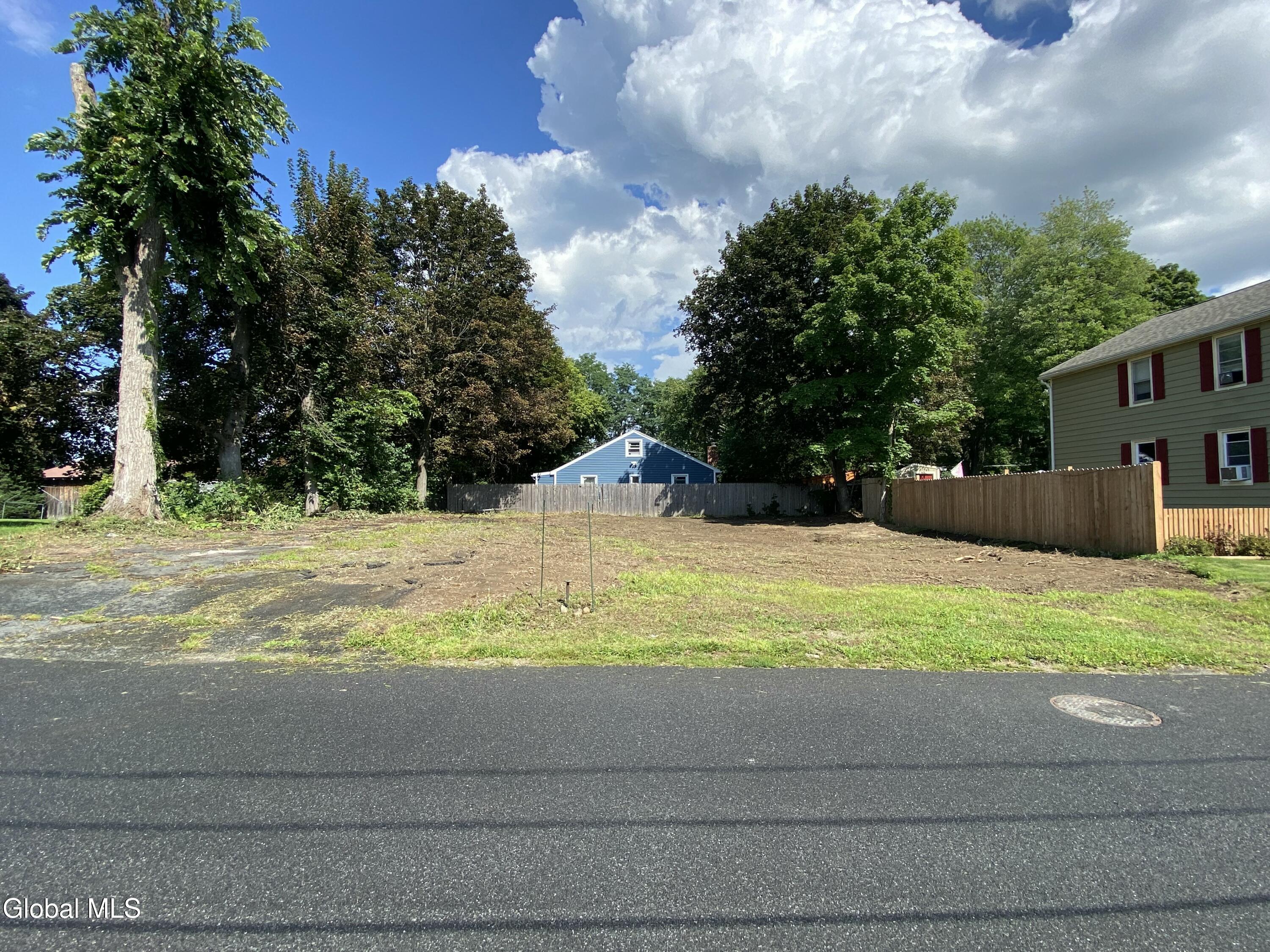 10 Couse Place East Greenbush NY 12061