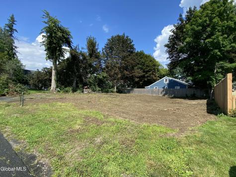 10 Couse Place East Greenbush NY 12061