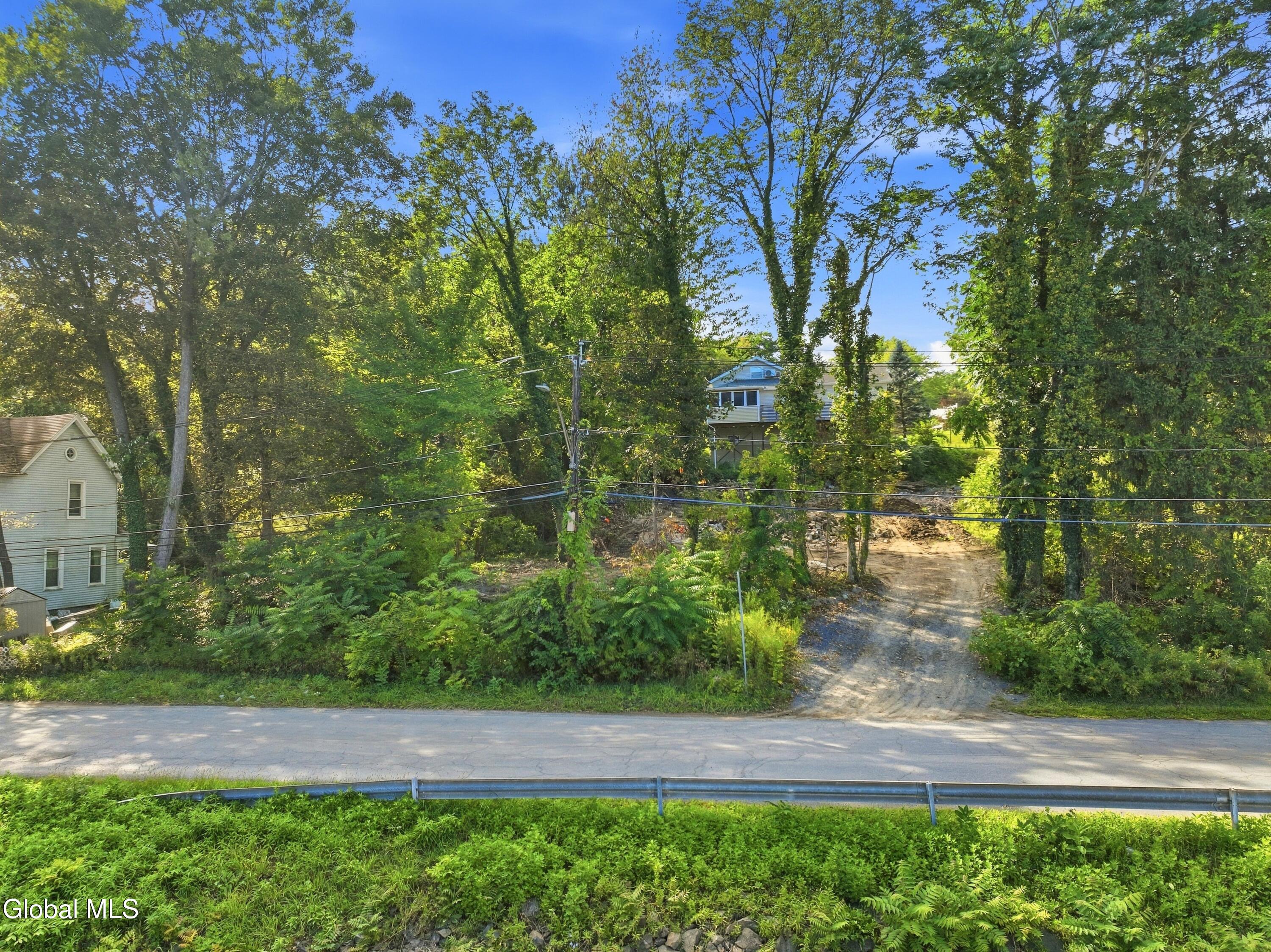 28 Crabapple Lane Watervliet NY 12189