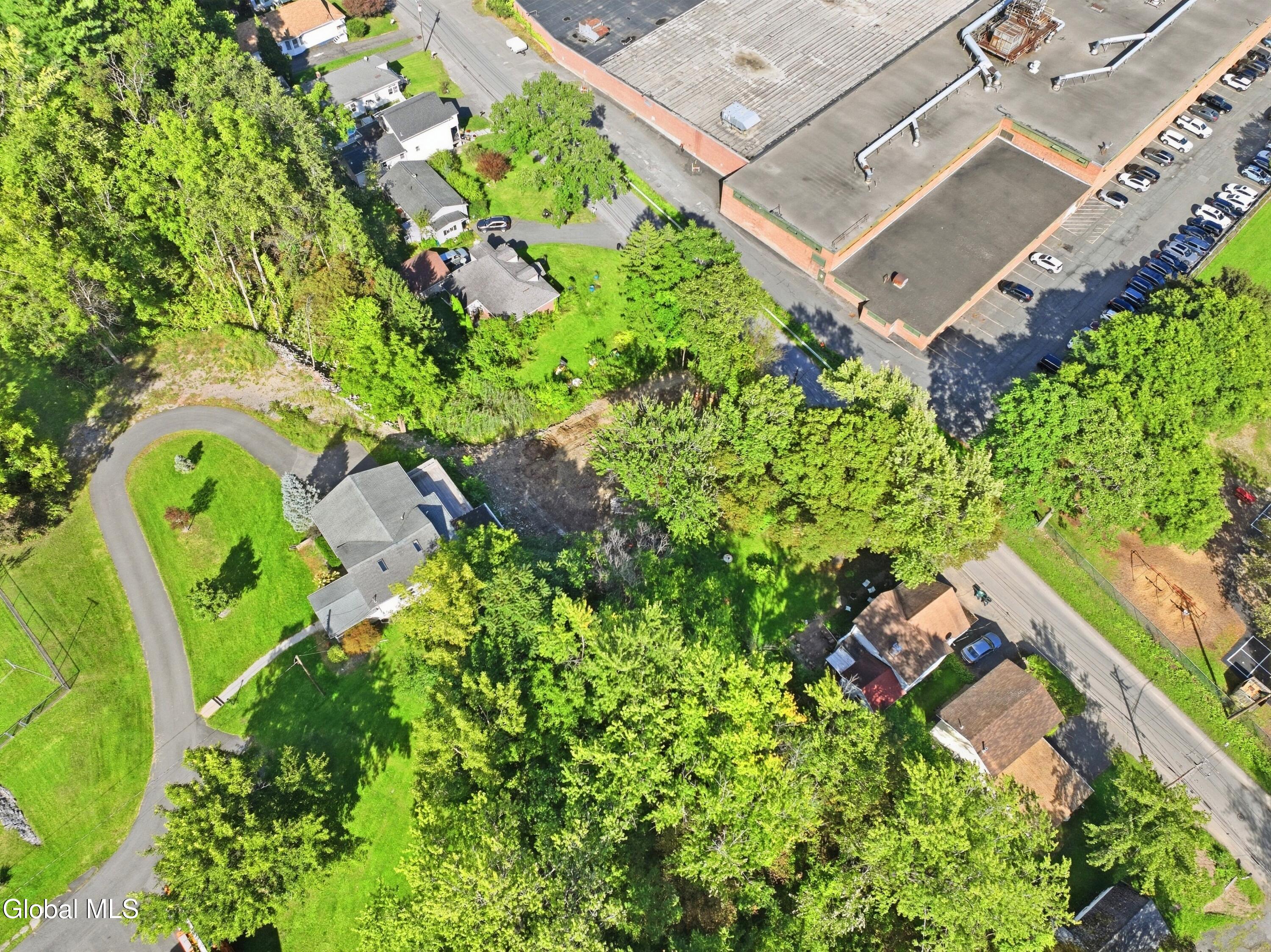 28 Crabapple Lane Watervliet NY 12189