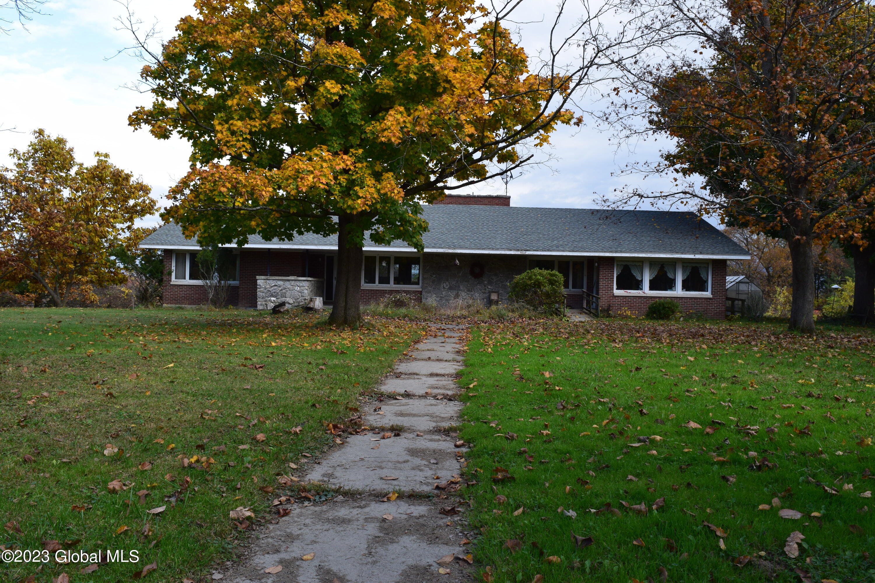 23 Catallo Drive Waterford NY 12188