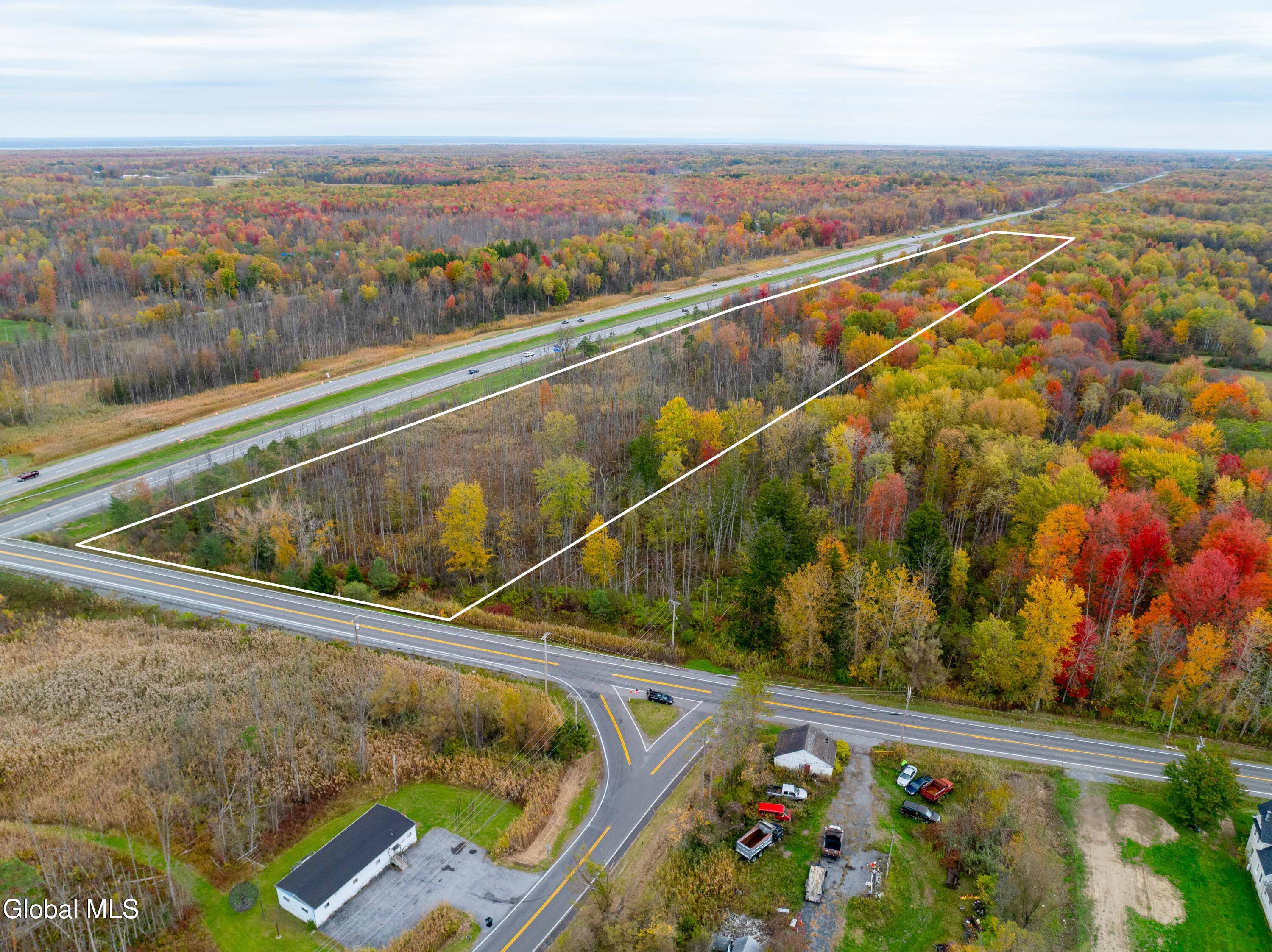 L8 Fremont Road Manlius NY 13104