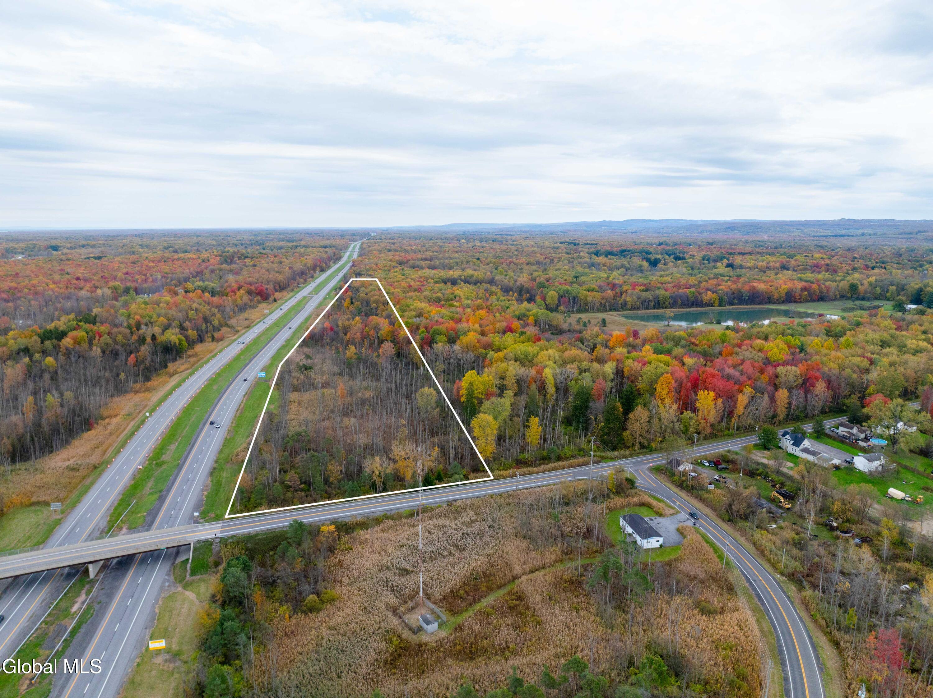 L8 Fremont Road Manlius NY 13104