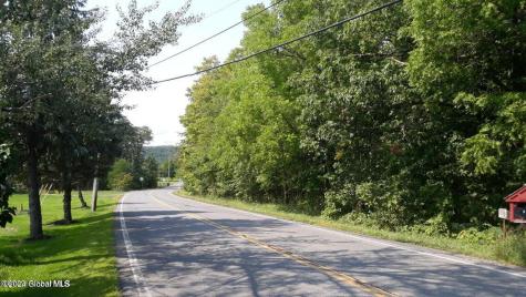 L40 Tarrytown Road Feura Bush NY 12067