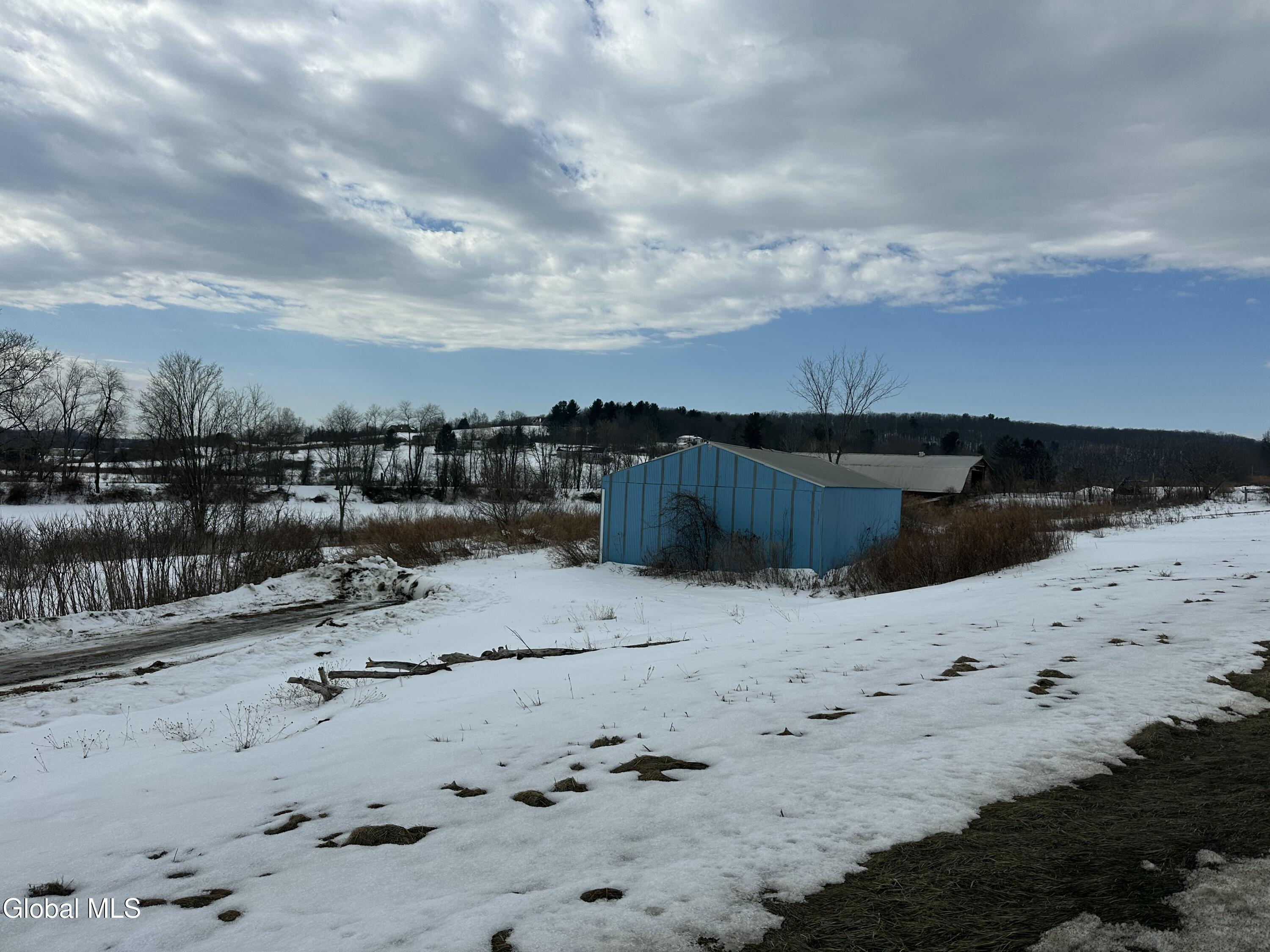 L31.111 Ny-23 Craryville NY 12521