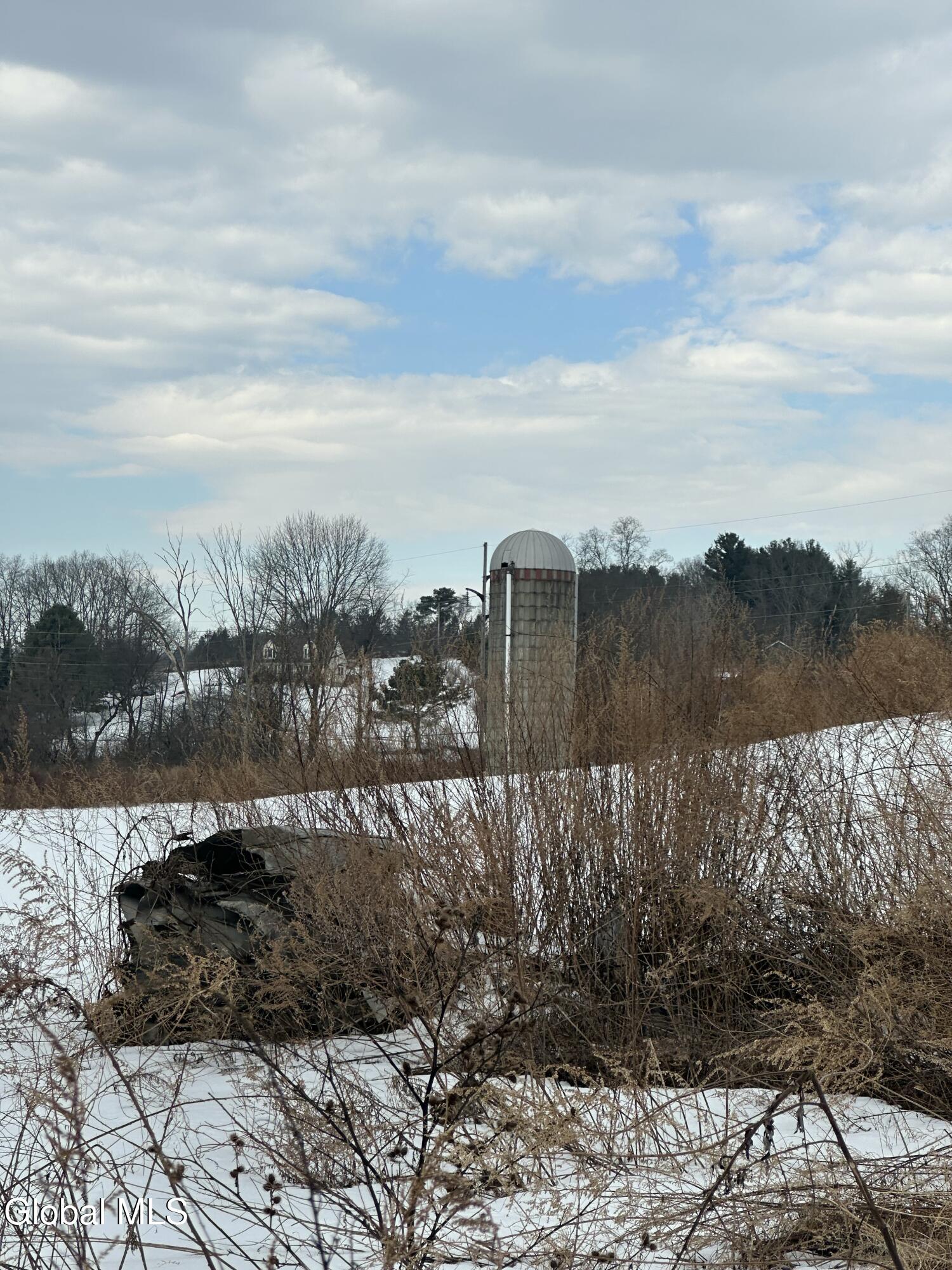 L31.111 Ny-23 Craryville NY 12521