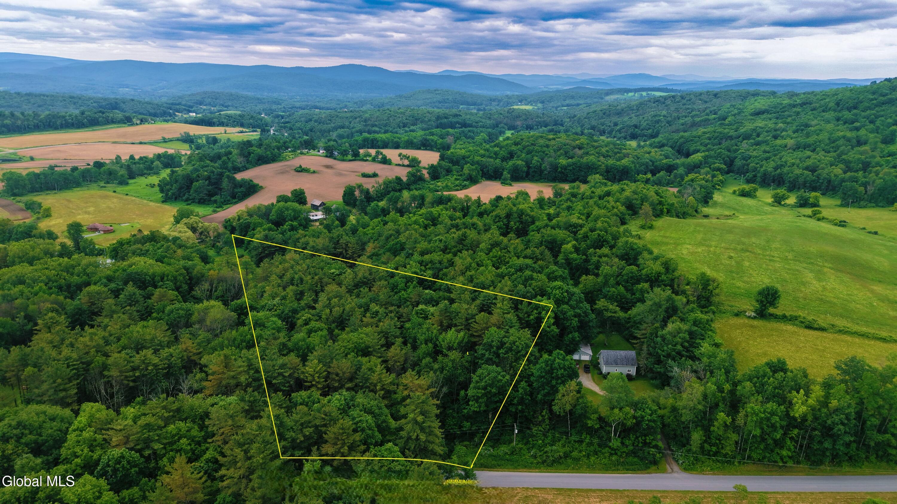 L20.4 Stevenson Road Cambridge NY 12816