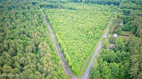 L2 Nine Mile Tree Road Gloversville NY 12078