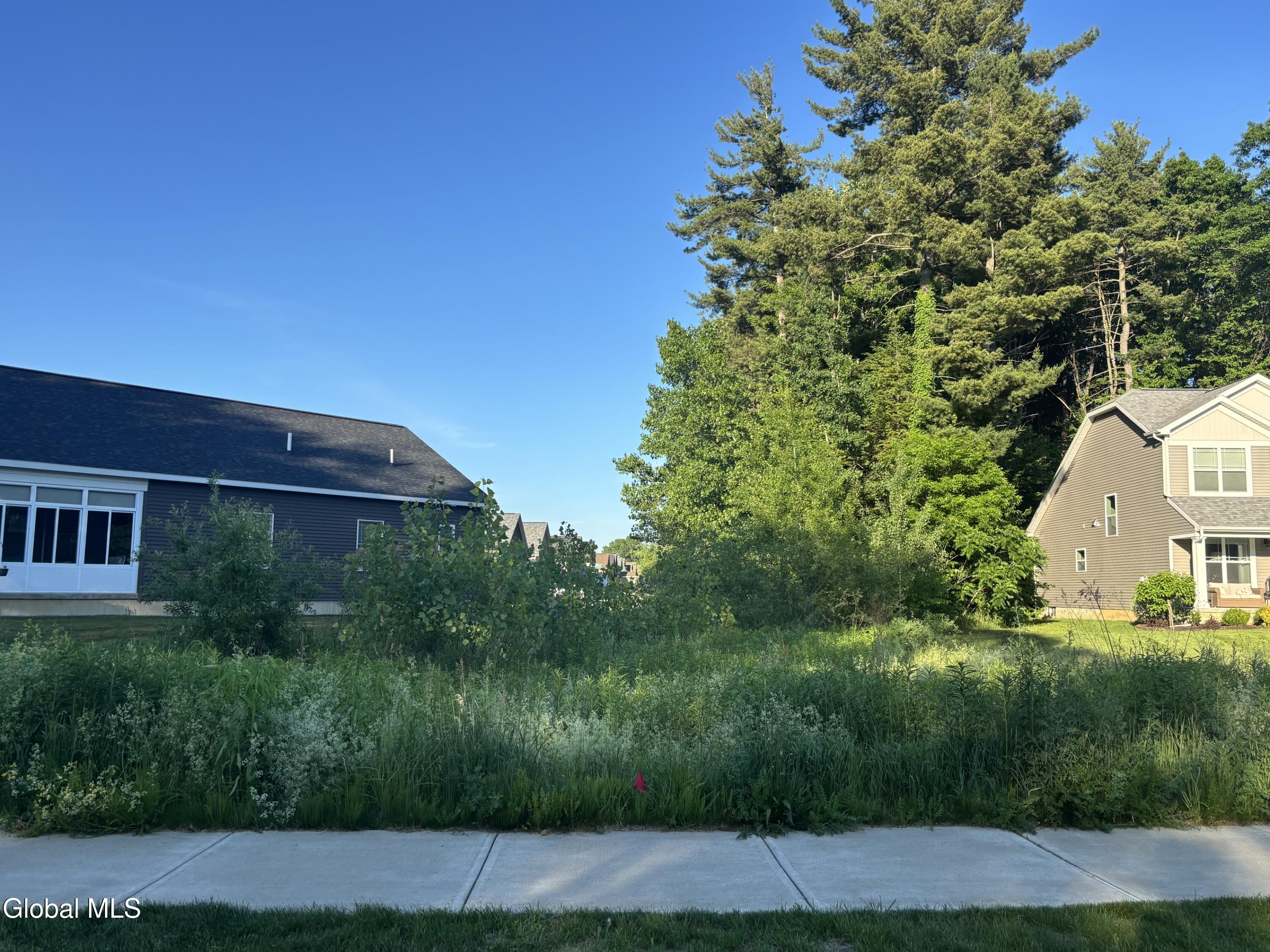 51 Vettura Court Malta NY 12020