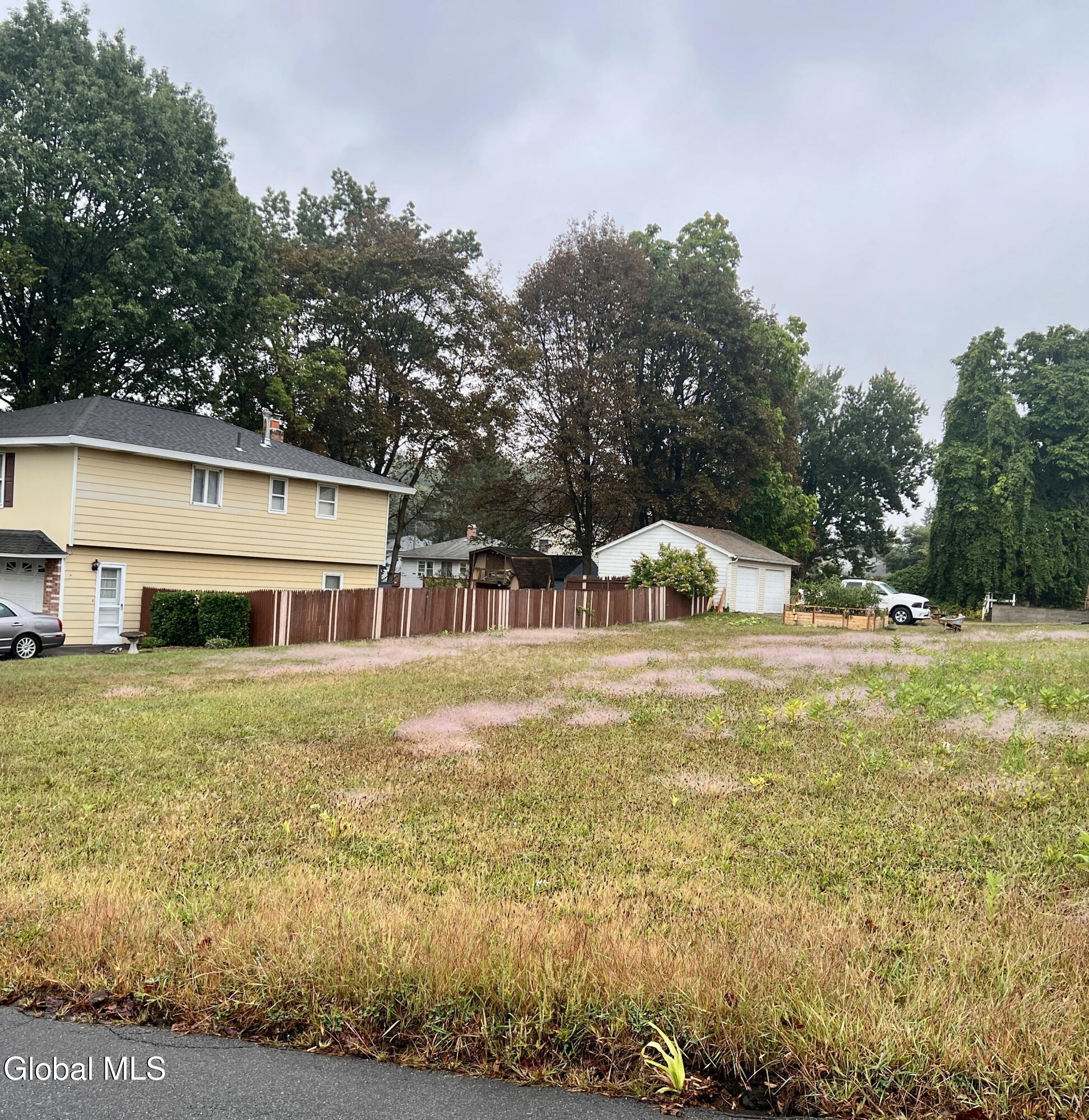 L2.1 Torrington Avenue Schenectady NY 12303