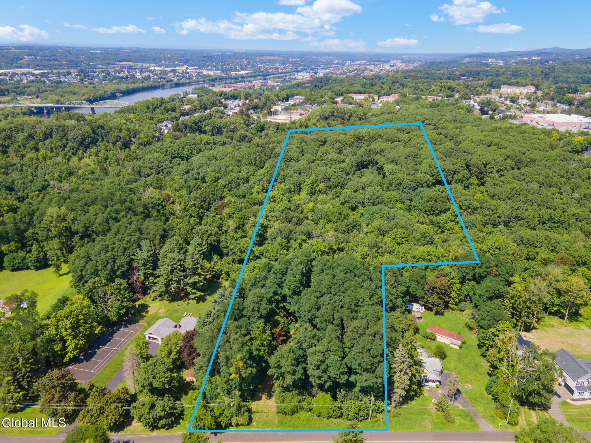 118 Glenmore Road Troy NY 12180