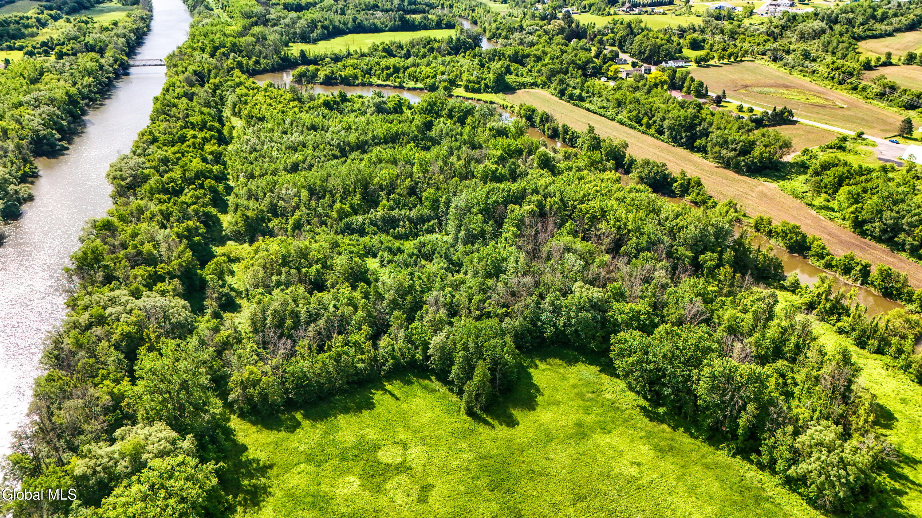 L28.2 Moss Road Frankfort NY 13340
