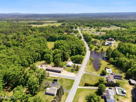 25 Mcdermott Road Mechanicville NY 12118