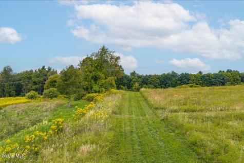 107 Brickhouse Road Stillwater NY 12170