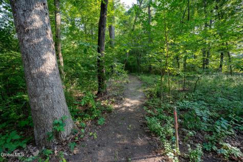 47 Wheeler Road Glenmont NY 12077