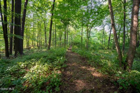 47 Wheeler Road Glenmont NY 12077