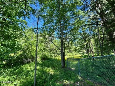 L48 Steadwell Road Amsterdam NY 12010