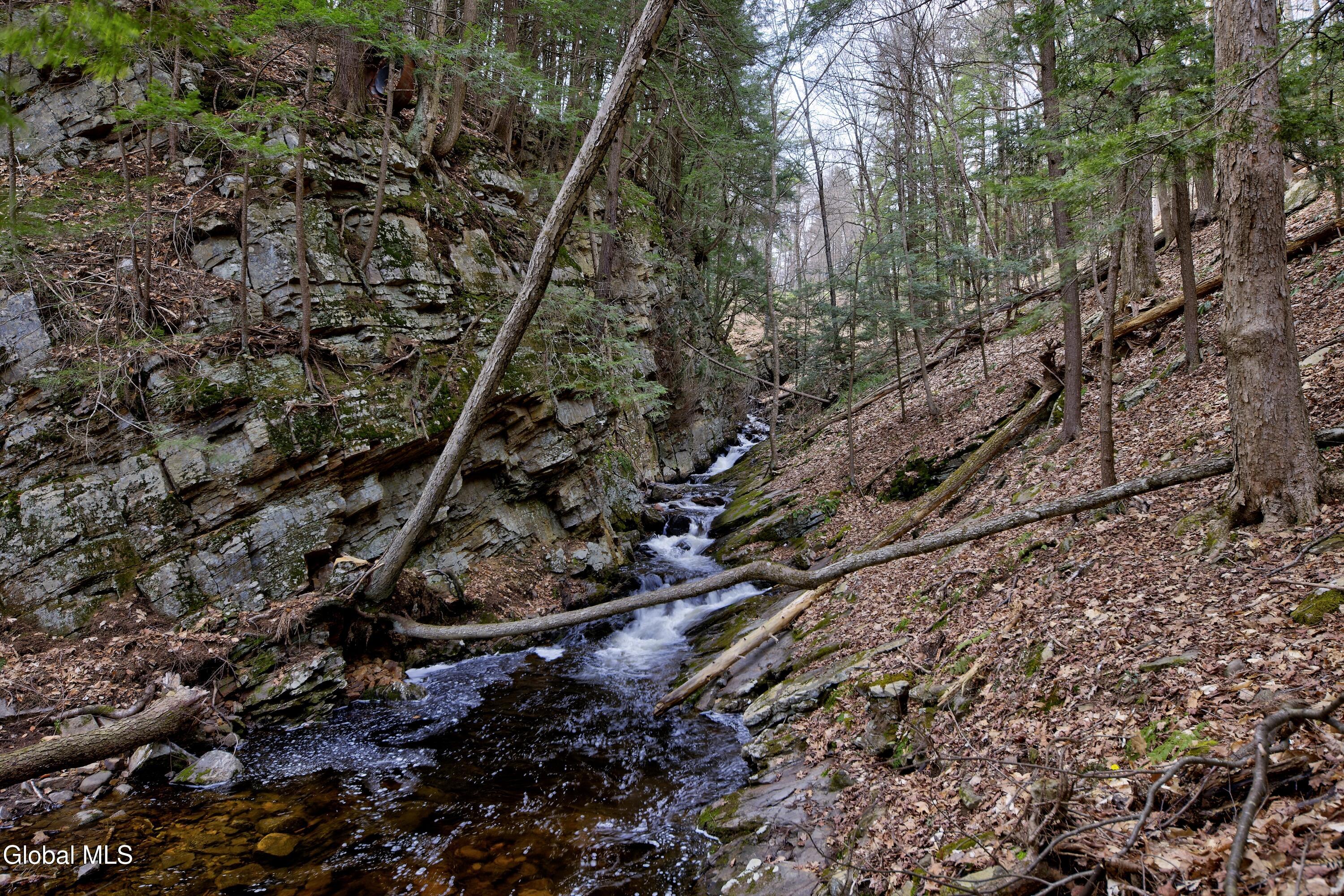 L7 Wilton Greenfield Road Wilton NY 12831