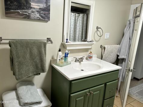 L2 27.11 King Road Saratoga NY 12831