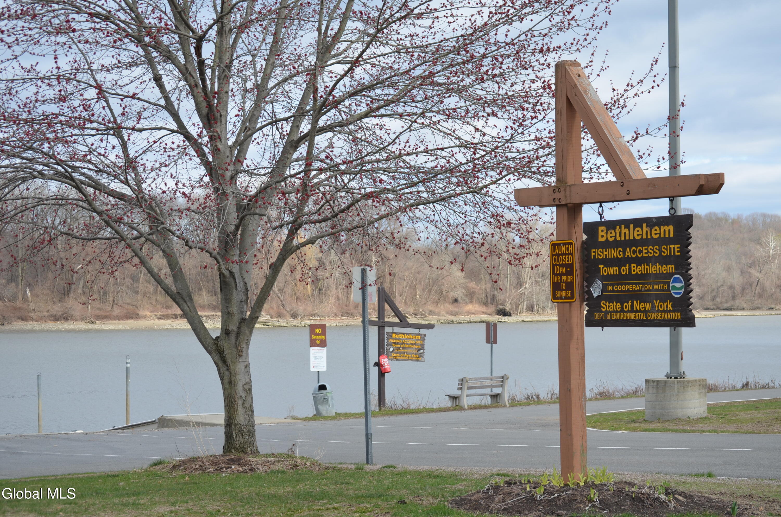 25 Barent Winne Road Selkirk NY 12158