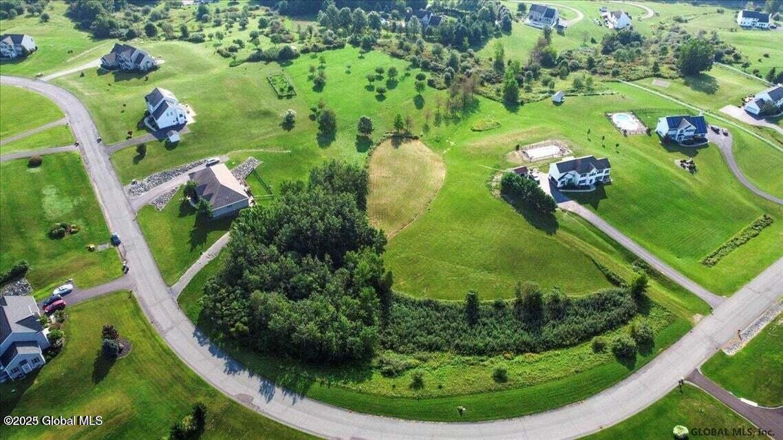 18 Edinburgh Drive East Schodack NY 12063