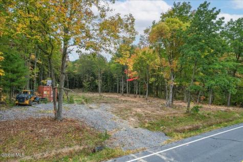 11 Snake Hill Road Schenectady NY 12302