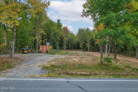 11 Snake Hill Road Schenectady NY 12302