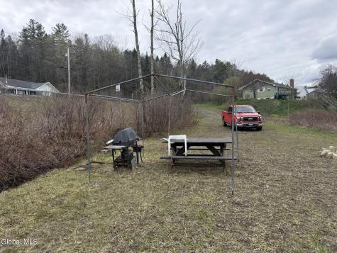 L6 Nys 28n Newcomb NY 12852