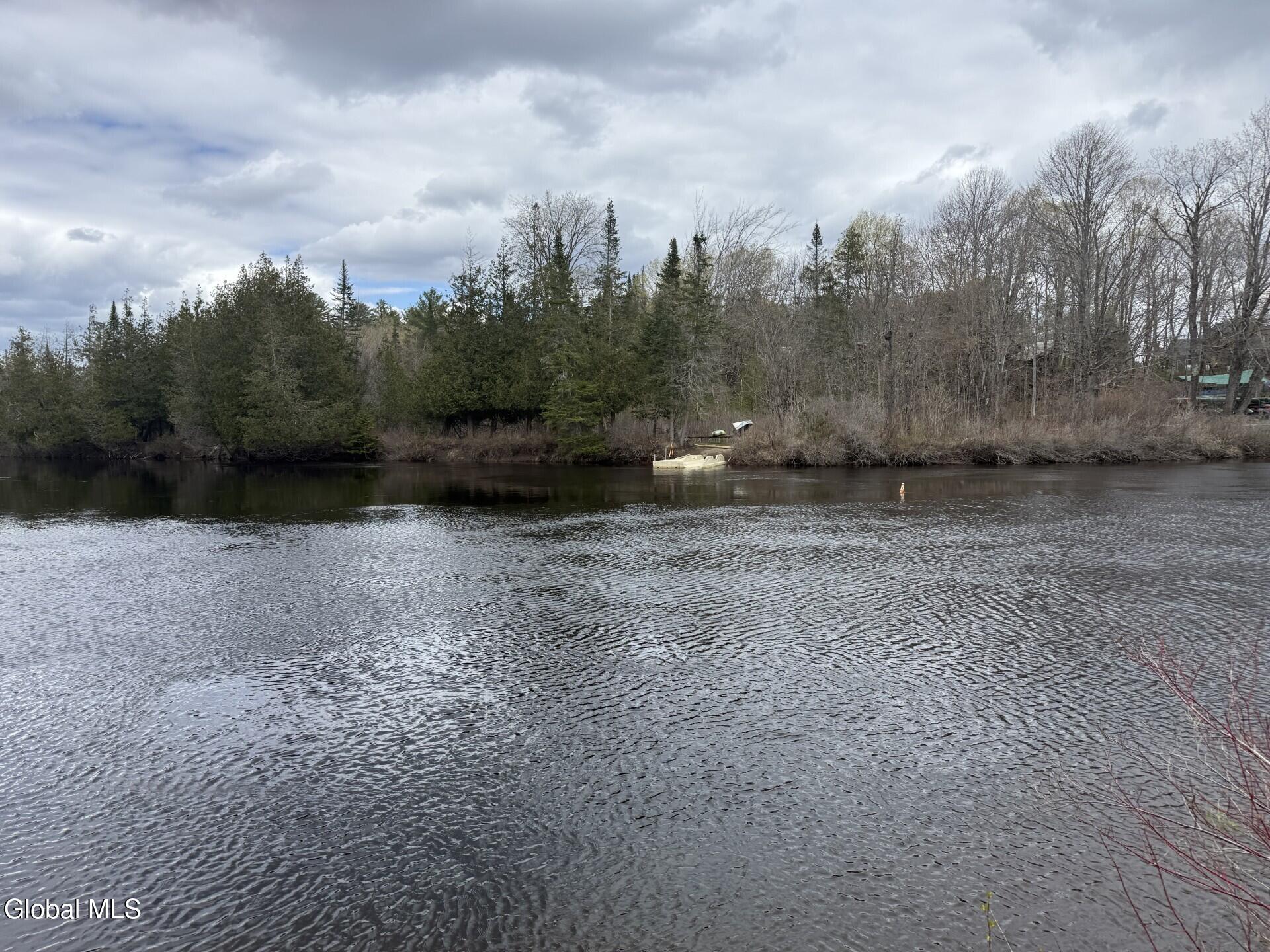 L6 Nys 28n Newcomb NY 12852