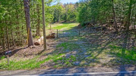 77 King Road Middle Grove NY 12850