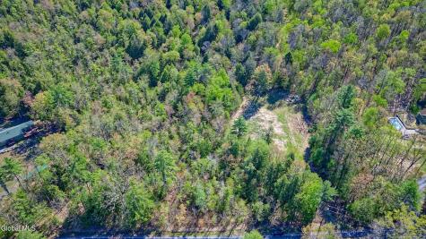 77 King Road Middle Grove NY 12850