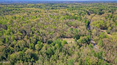 77 King Road Middle Grove NY 12850