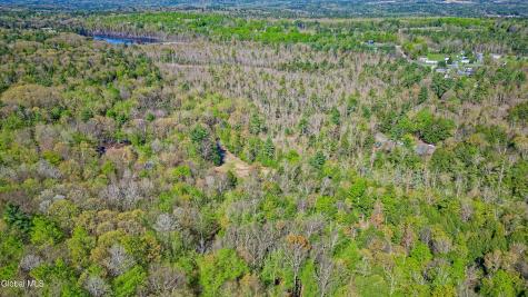77 King Road Middle Grove NY 12850