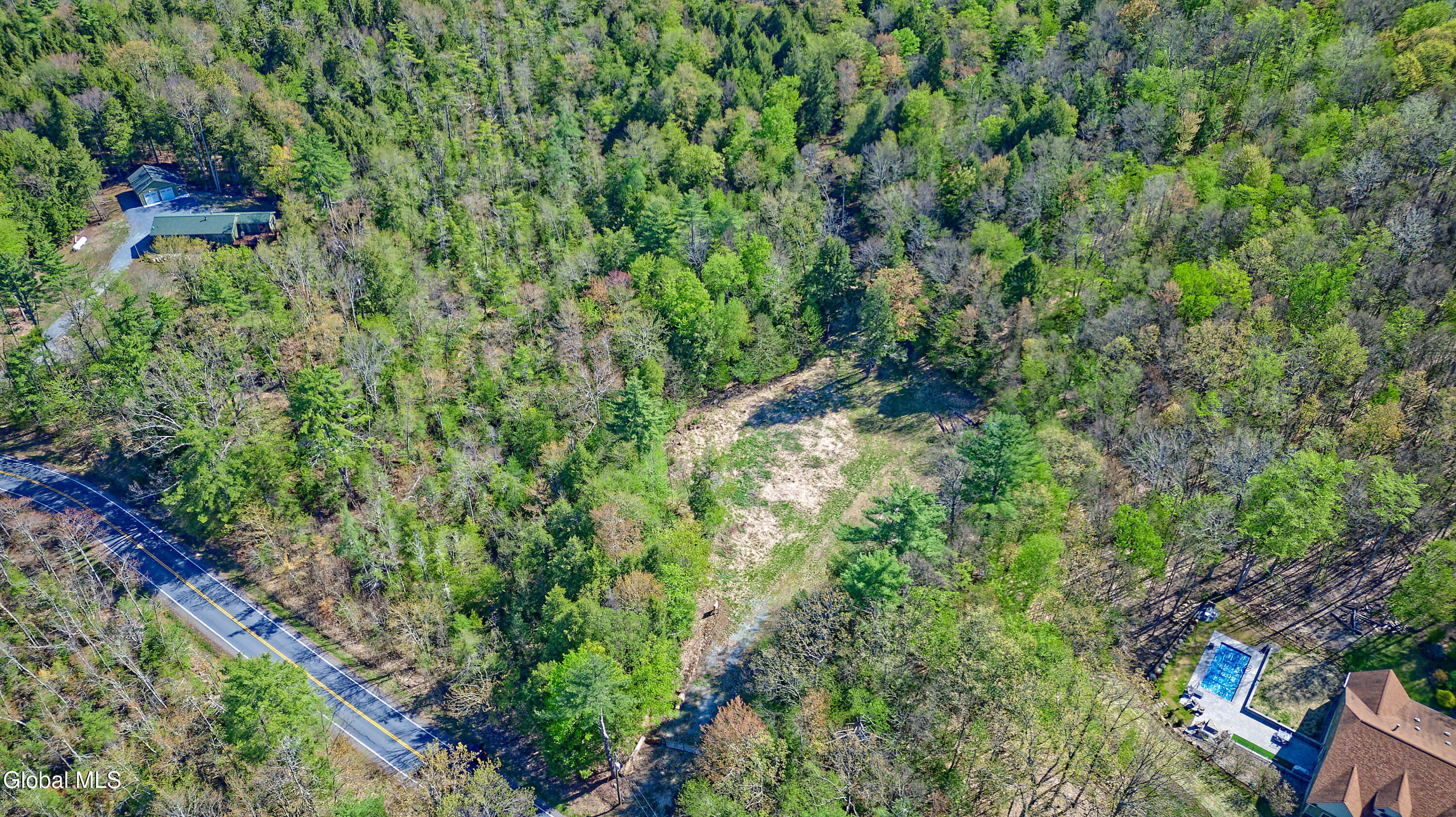 77 King Road Middle Grove NY 12850